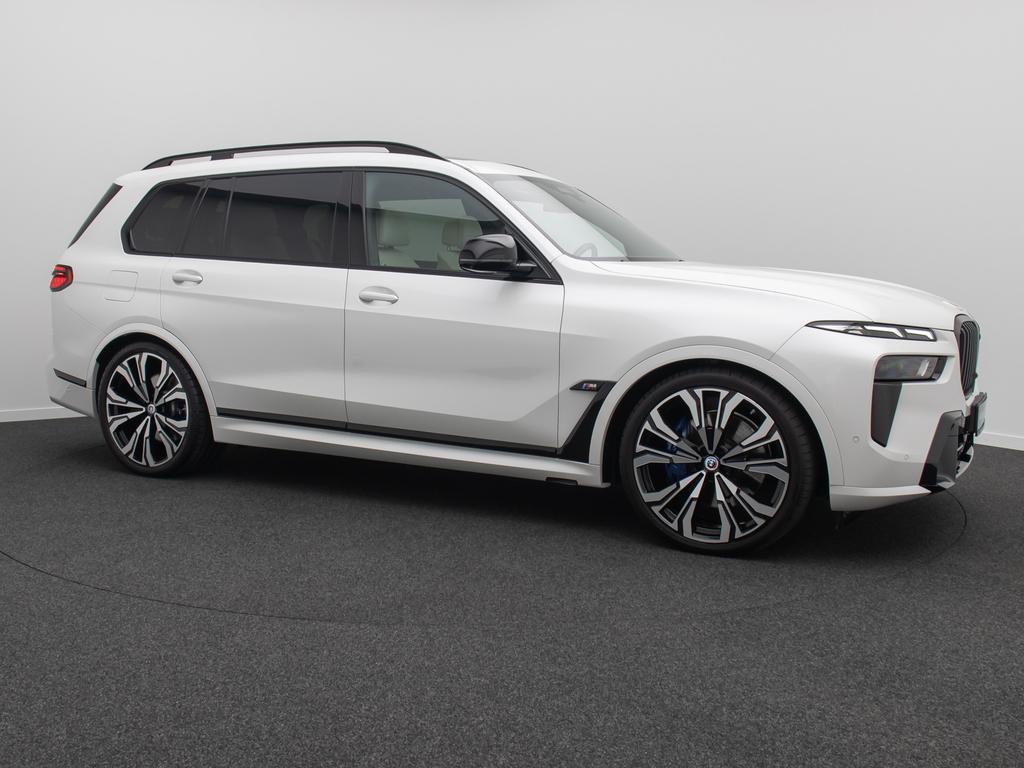 BMW X7 M60 2023