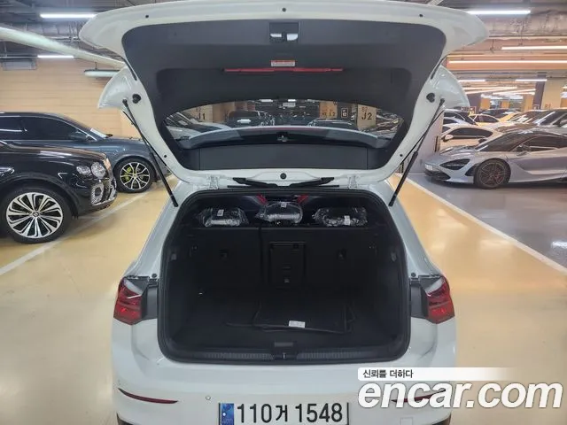 Volkswagen Golf 2023