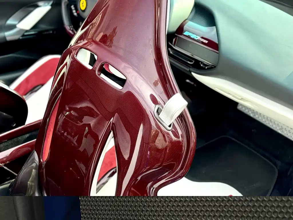 Ferrari SF90 2023