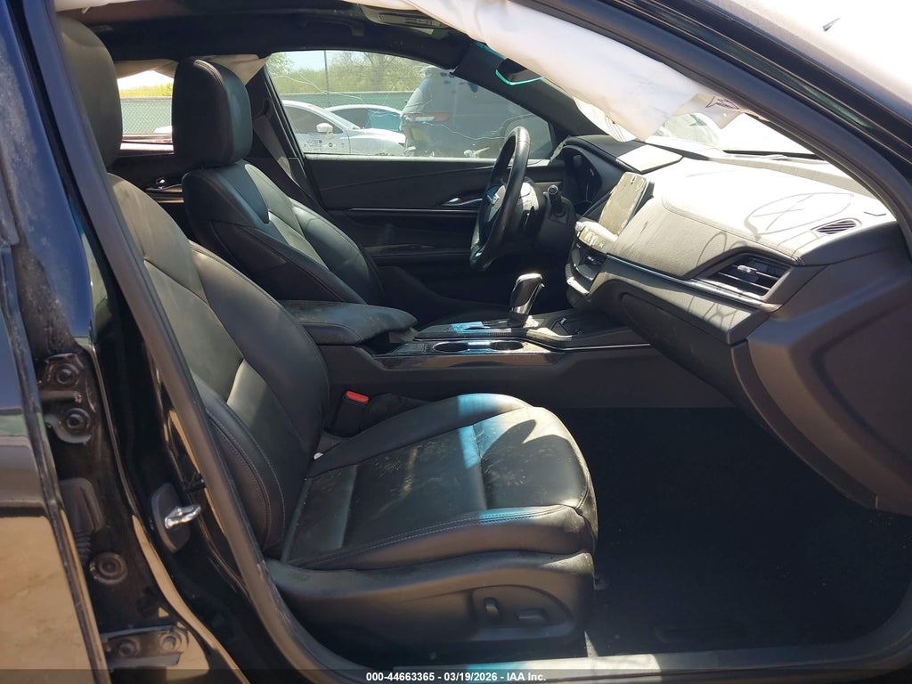 Cadillac CT4 2022