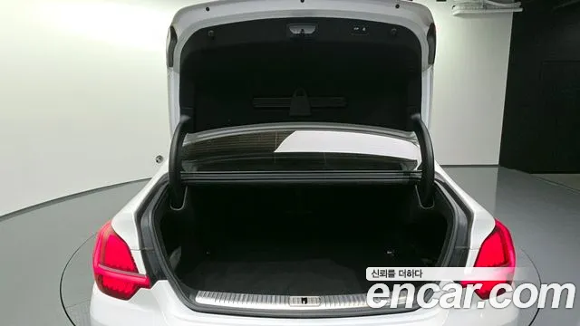 Kia K9 2022
