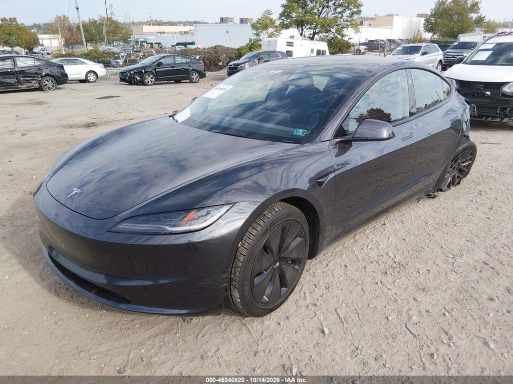 Tesla Model 3 2025
