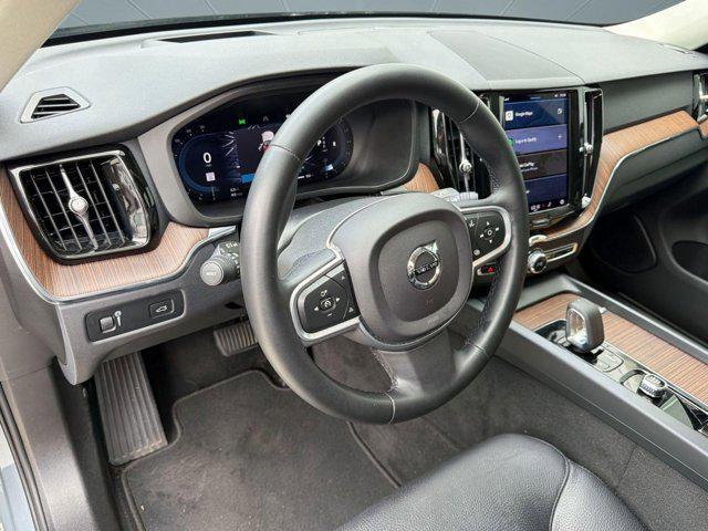 Volvo XC60 2022