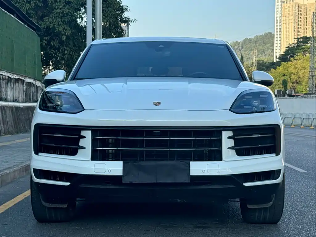 Porsche Cayenne 2023