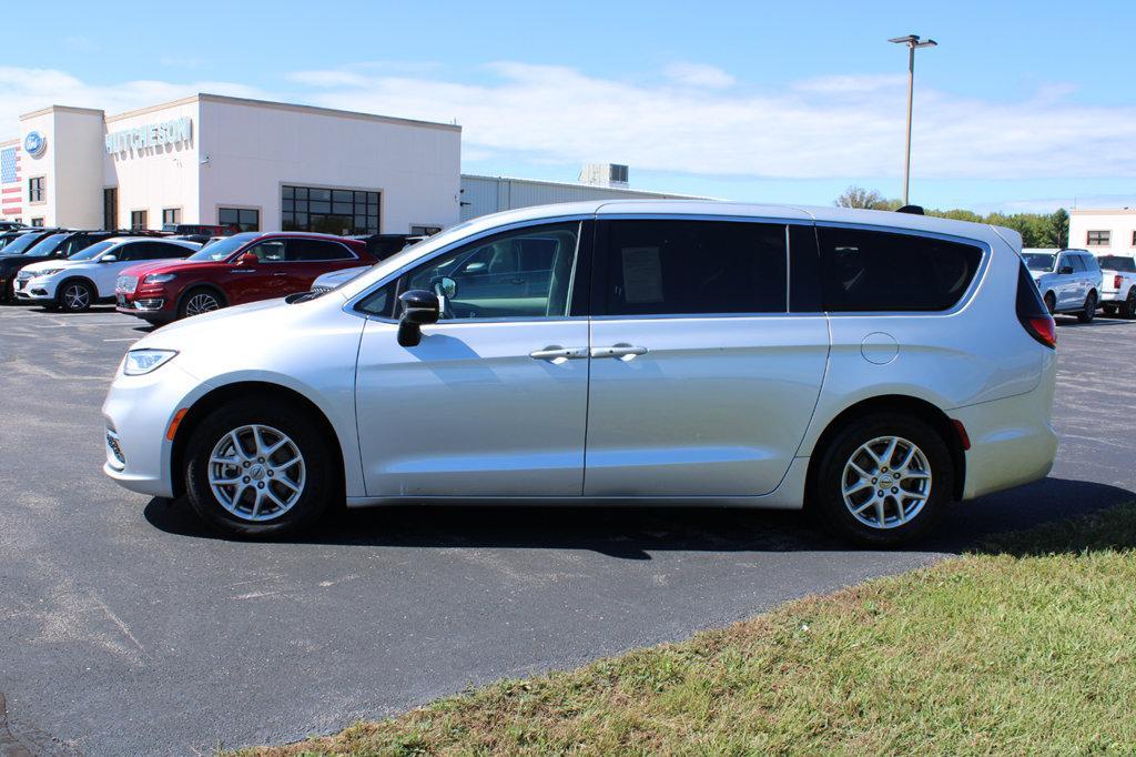Chrysler Pacifica 2024