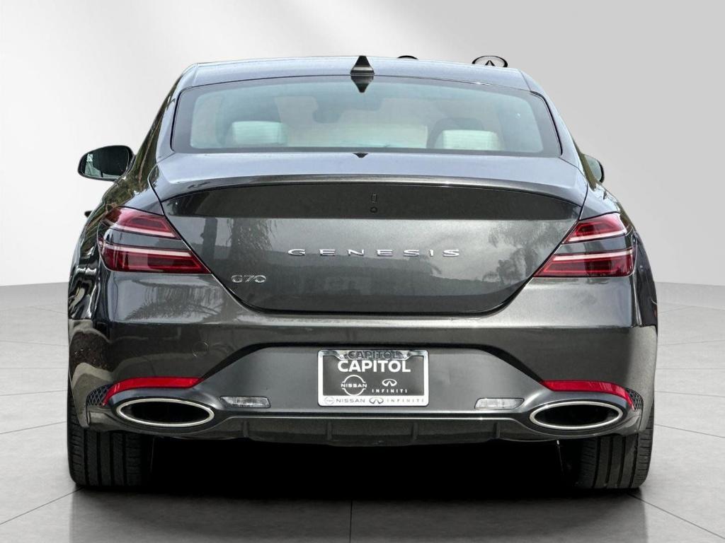 Genesis G70 2025