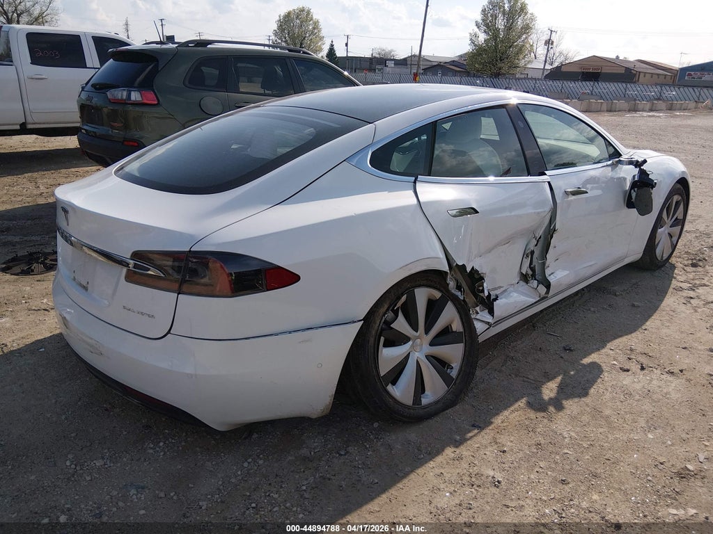 Tesla Model S 2021