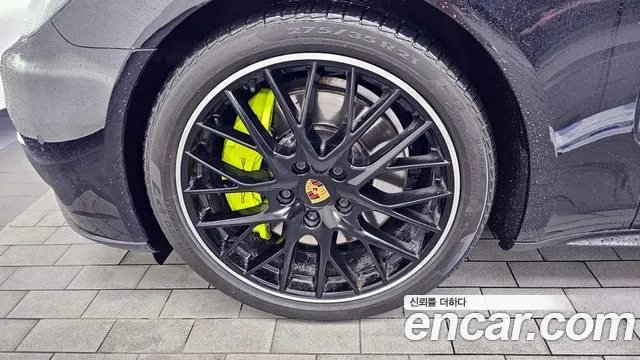 Porsche Panamera 2020