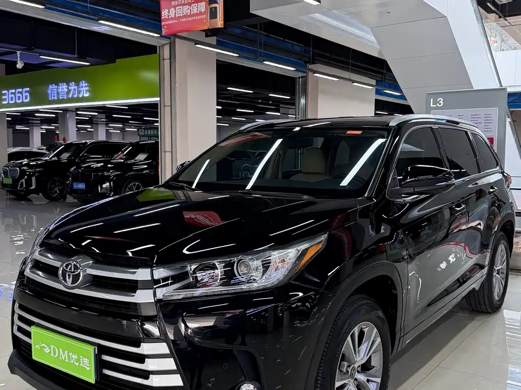 Toyota Highlander 2021
