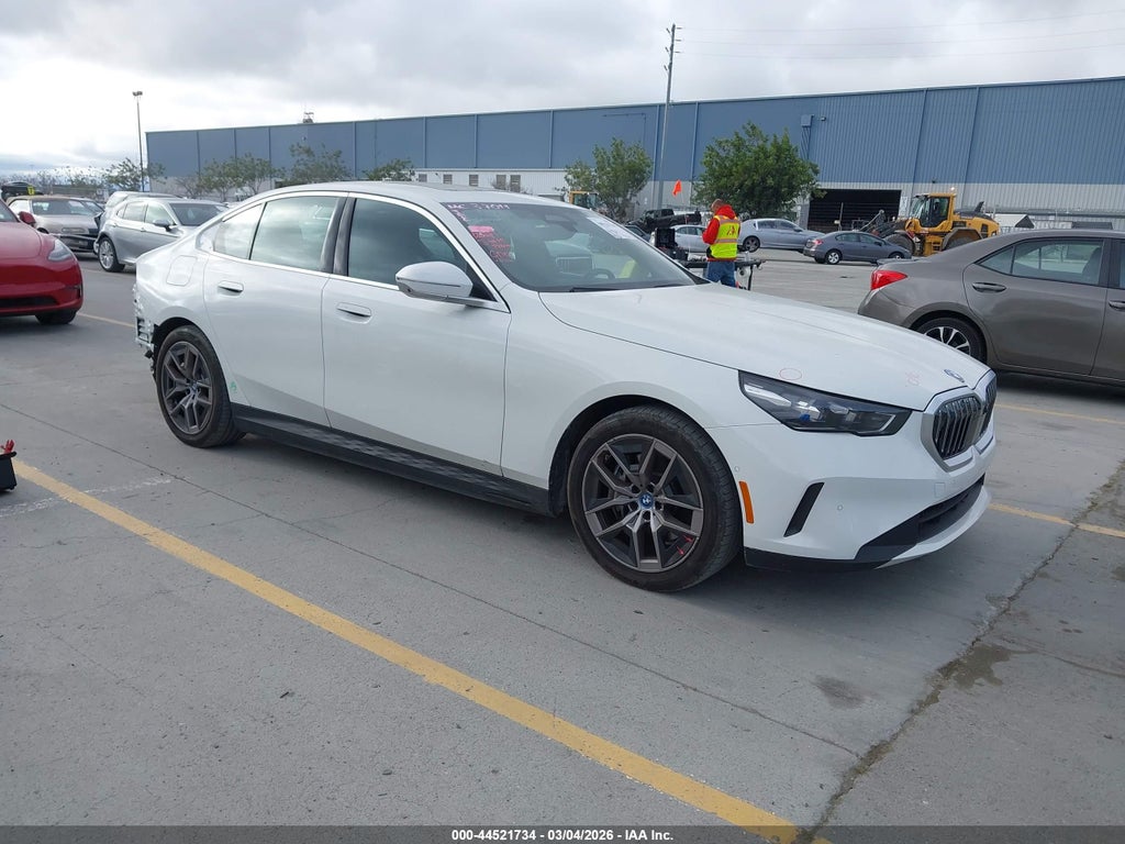 BMW i5 2024