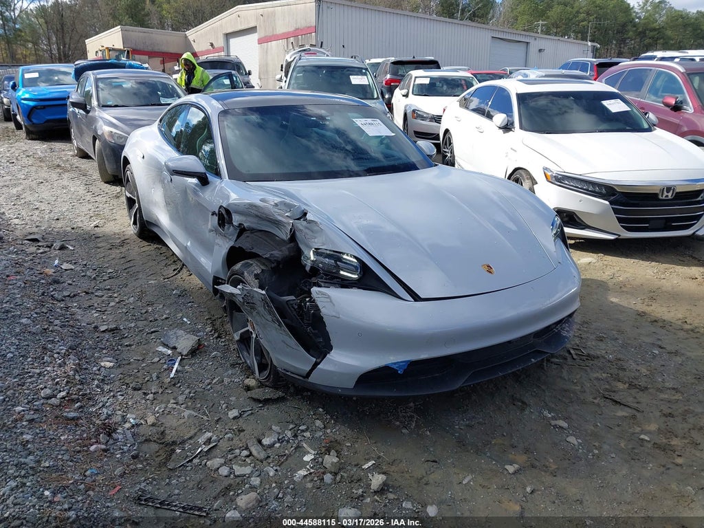 Porsche Taycan 2022