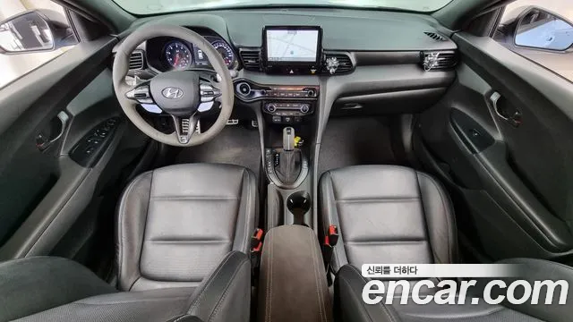 Hyundai Veloster 2021