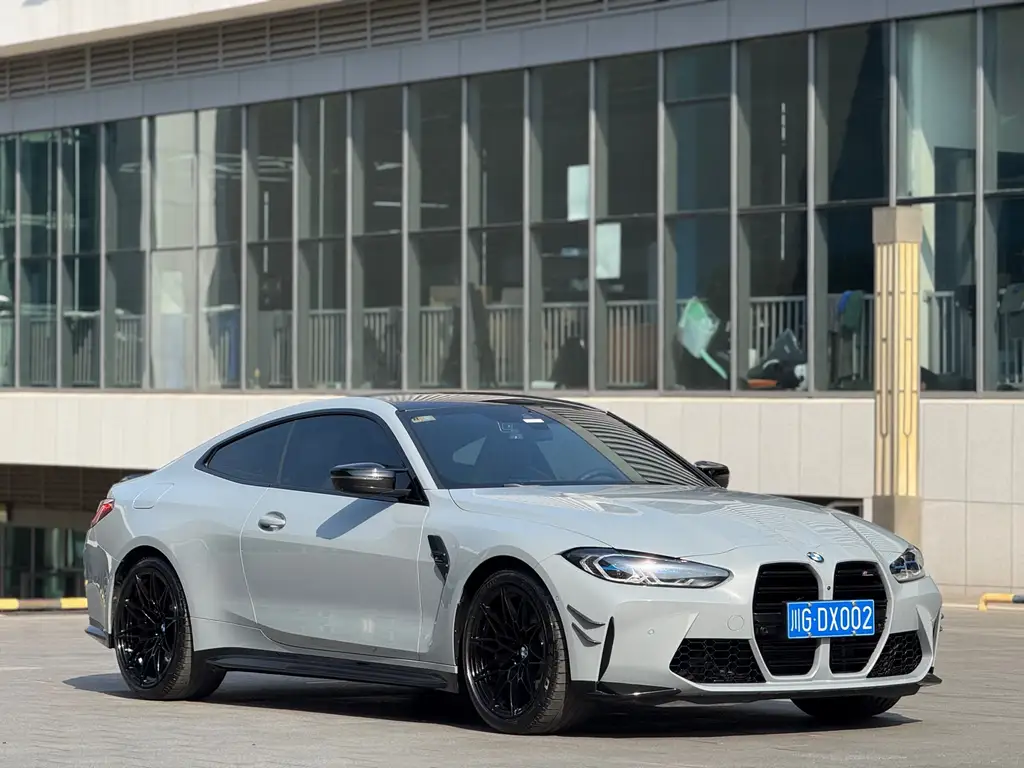 BMW M4 2024