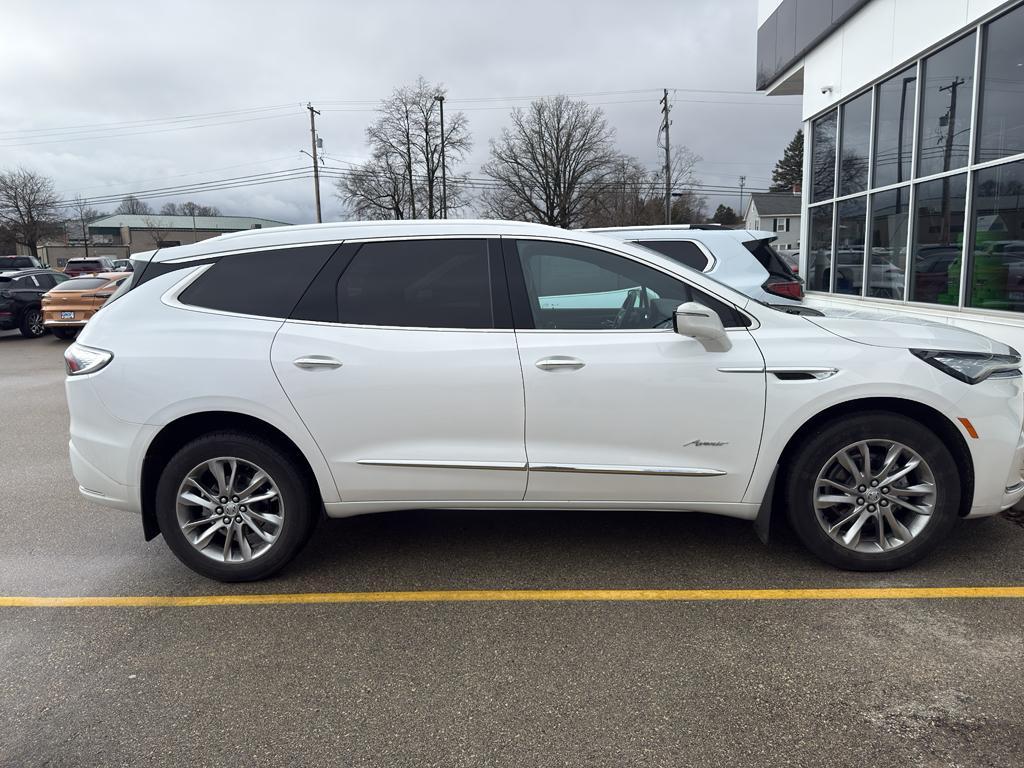 Buick Enclave 2023