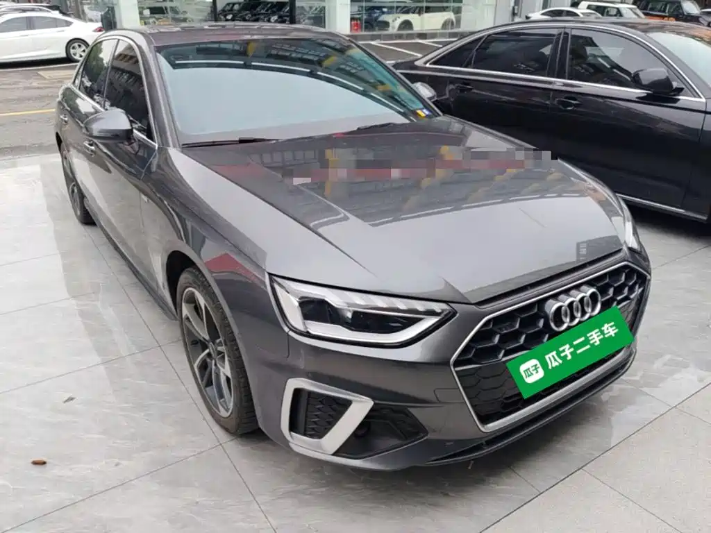 Audi A4 2023