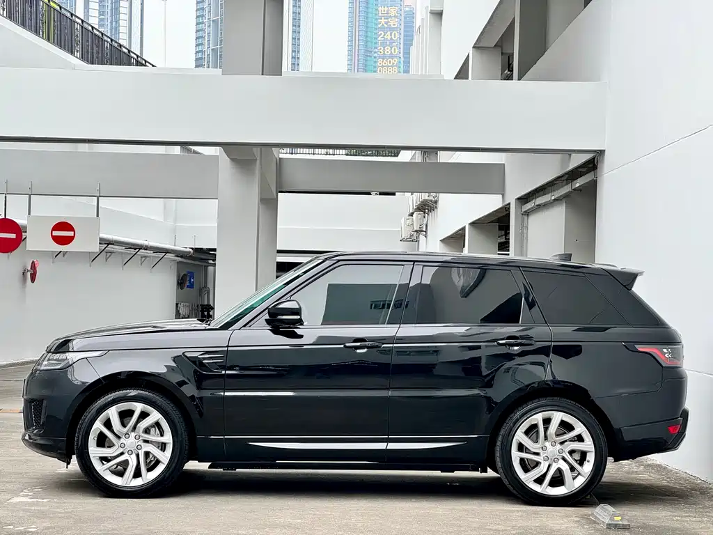 Land Rover Range Rover Sport 2020