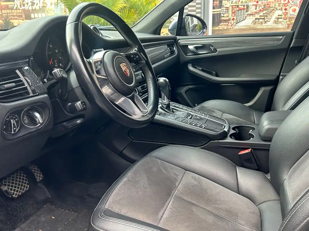Porsche Macan 2020