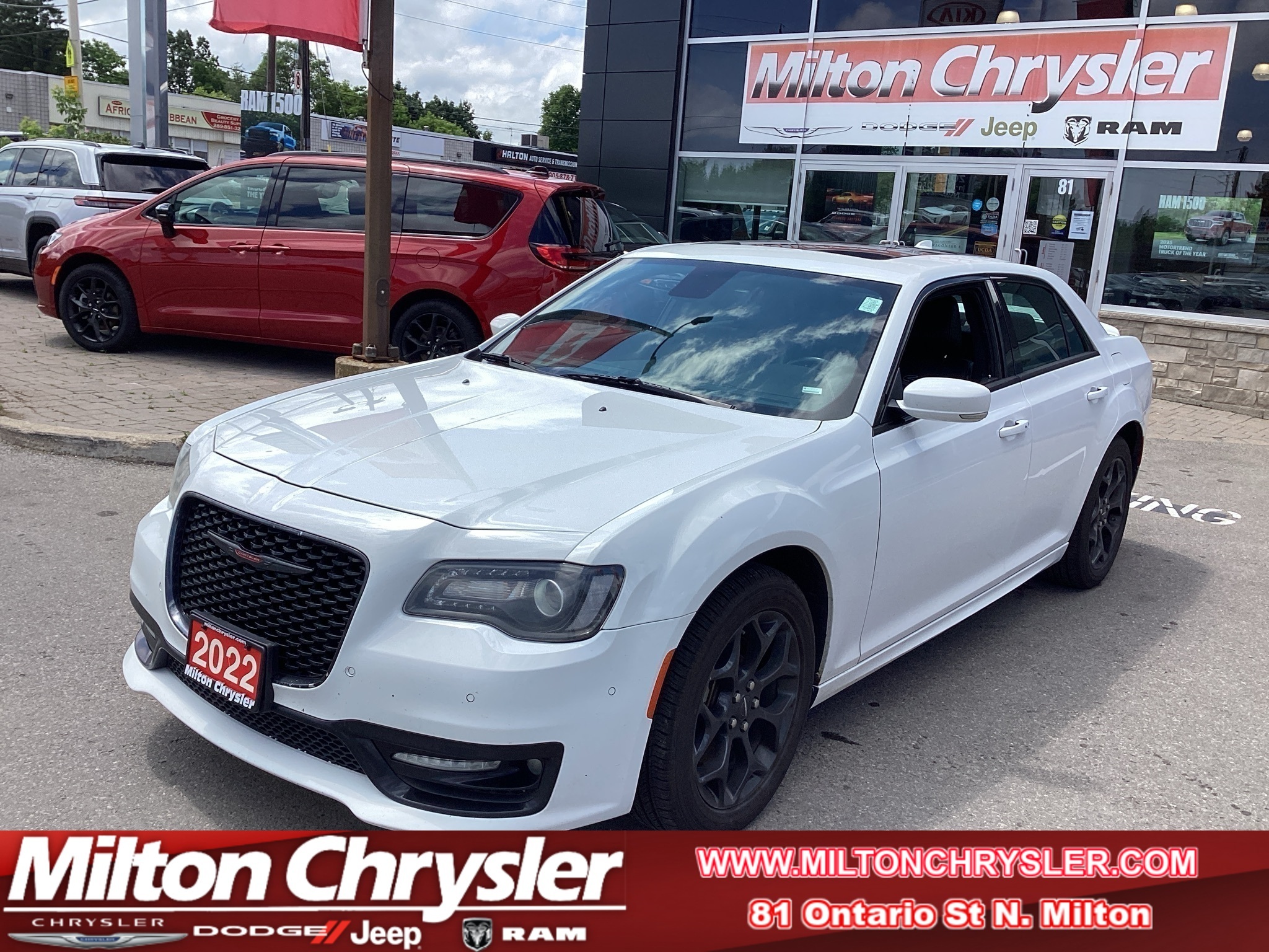 Chrysler 300 2022