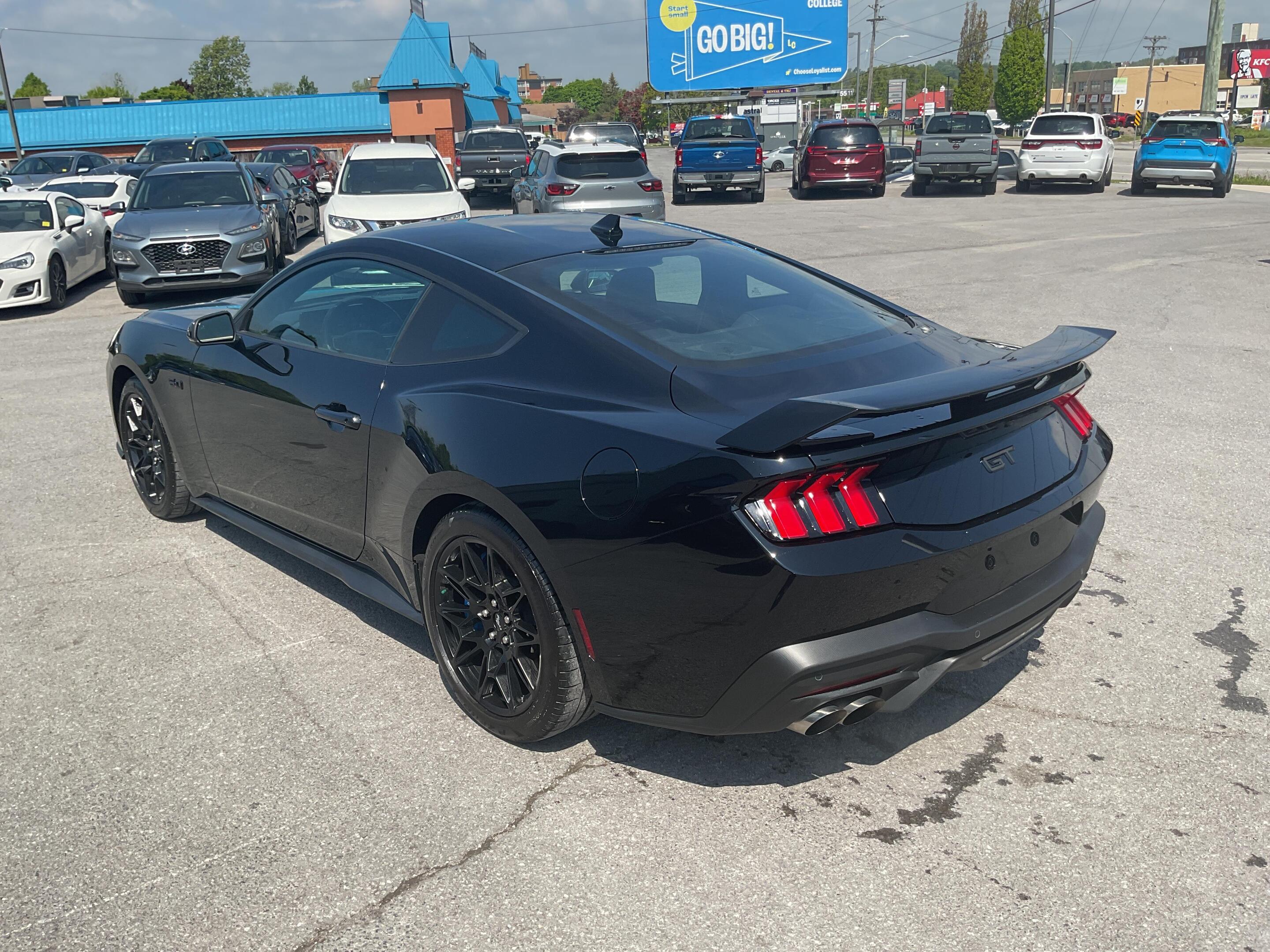 Ford Mustang 2024
