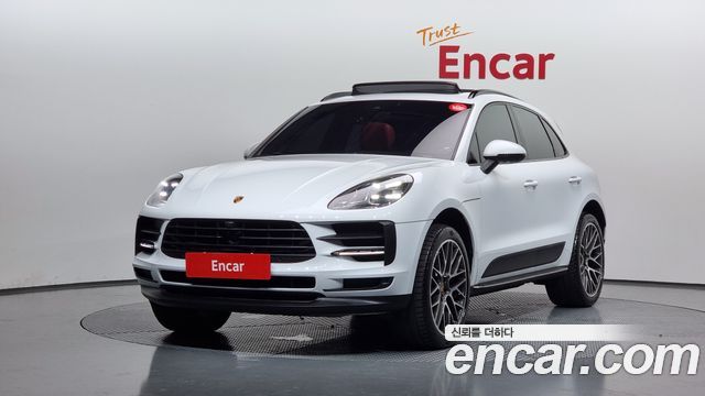 Porsche Macan 2021