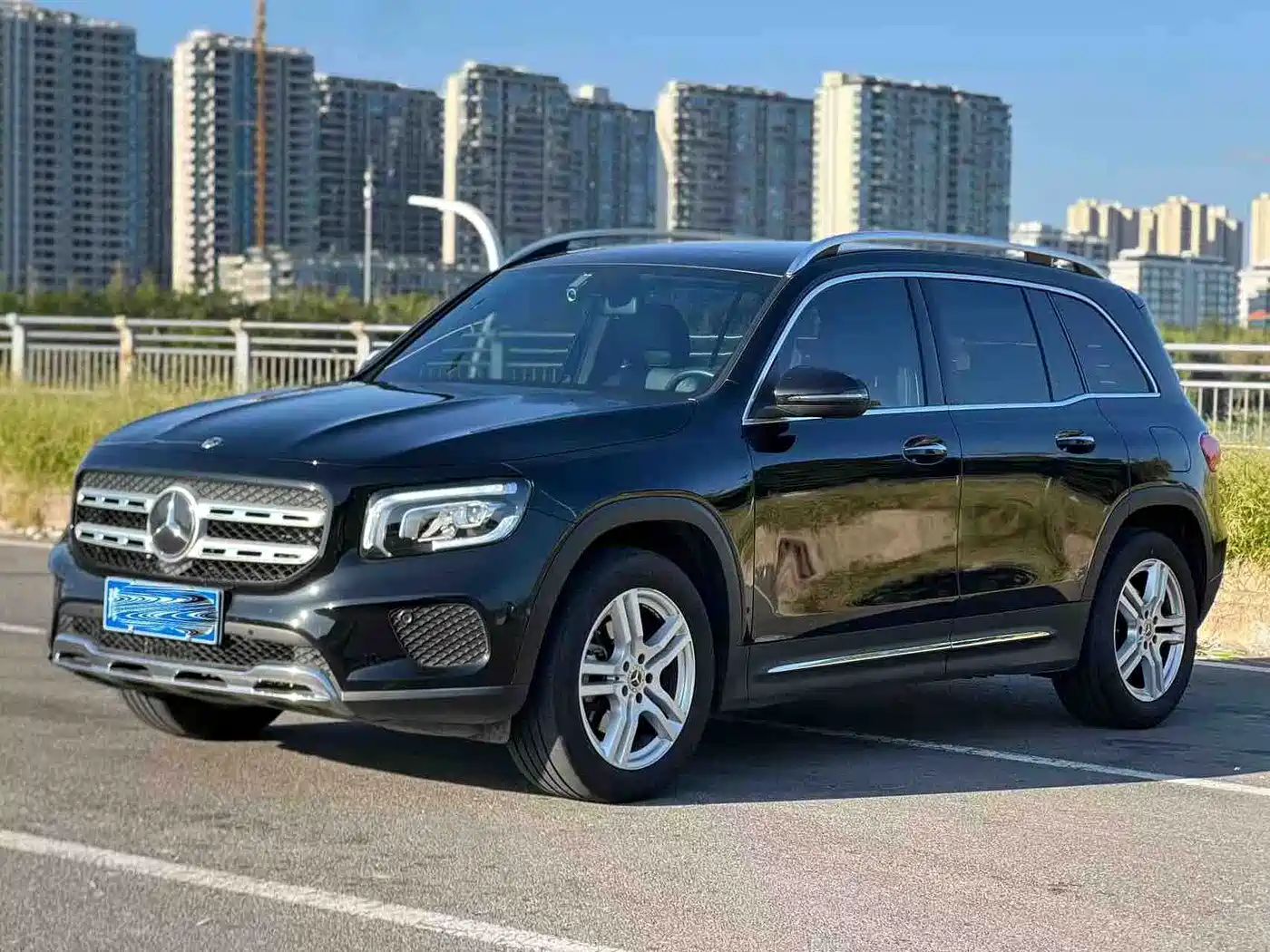Mercedes-Benz GLB 2021