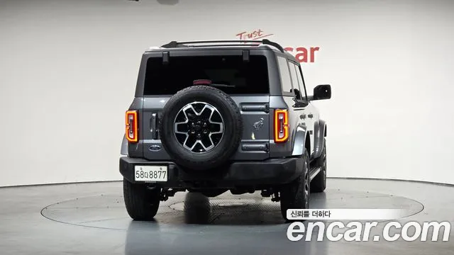 Ford Bronco 2023