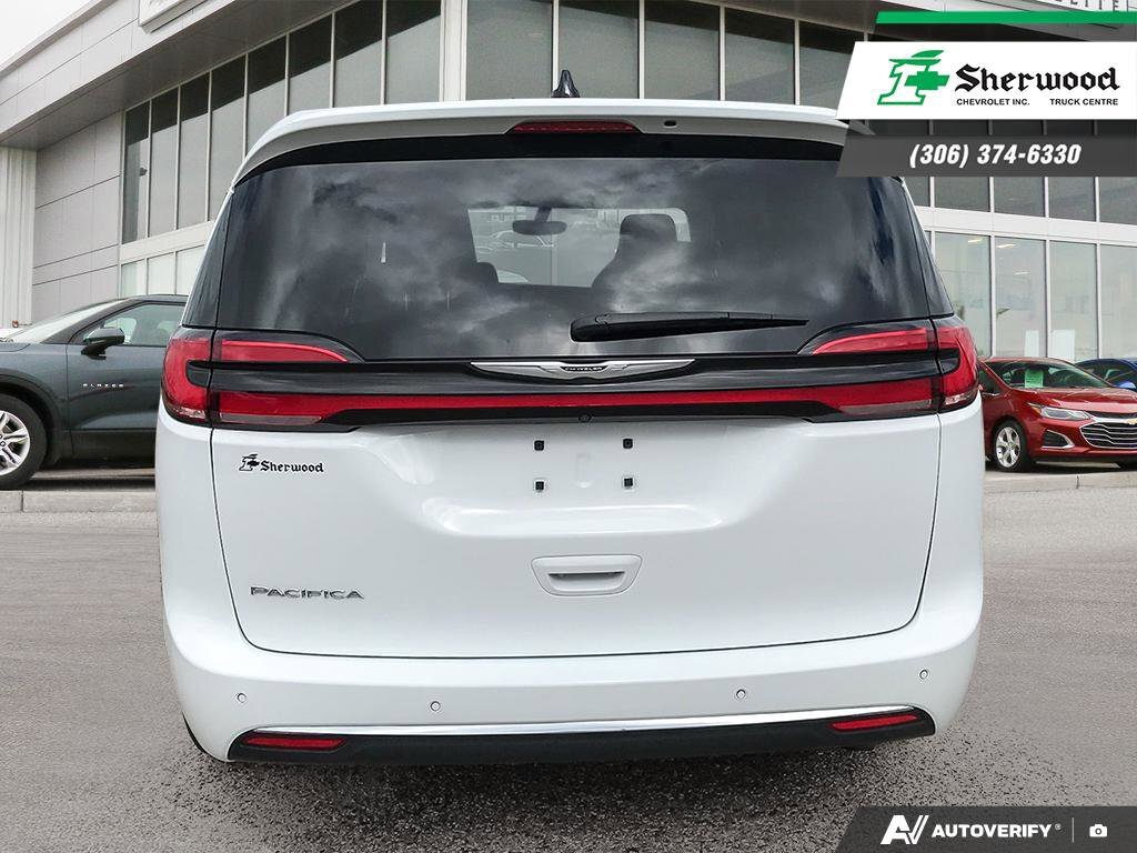 Chrysler Pacifica 2024