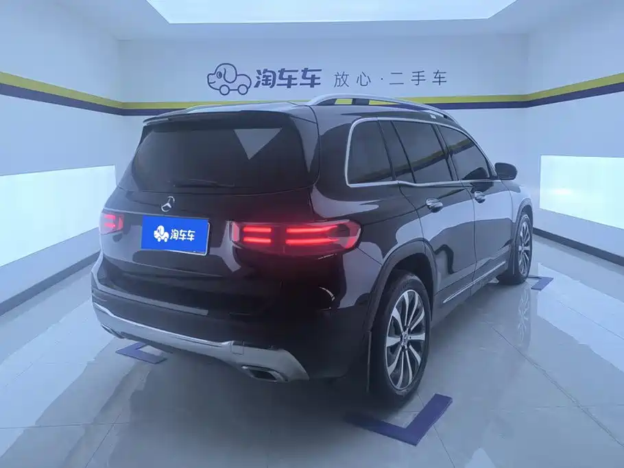 Mercedes-Benz GLB 2025