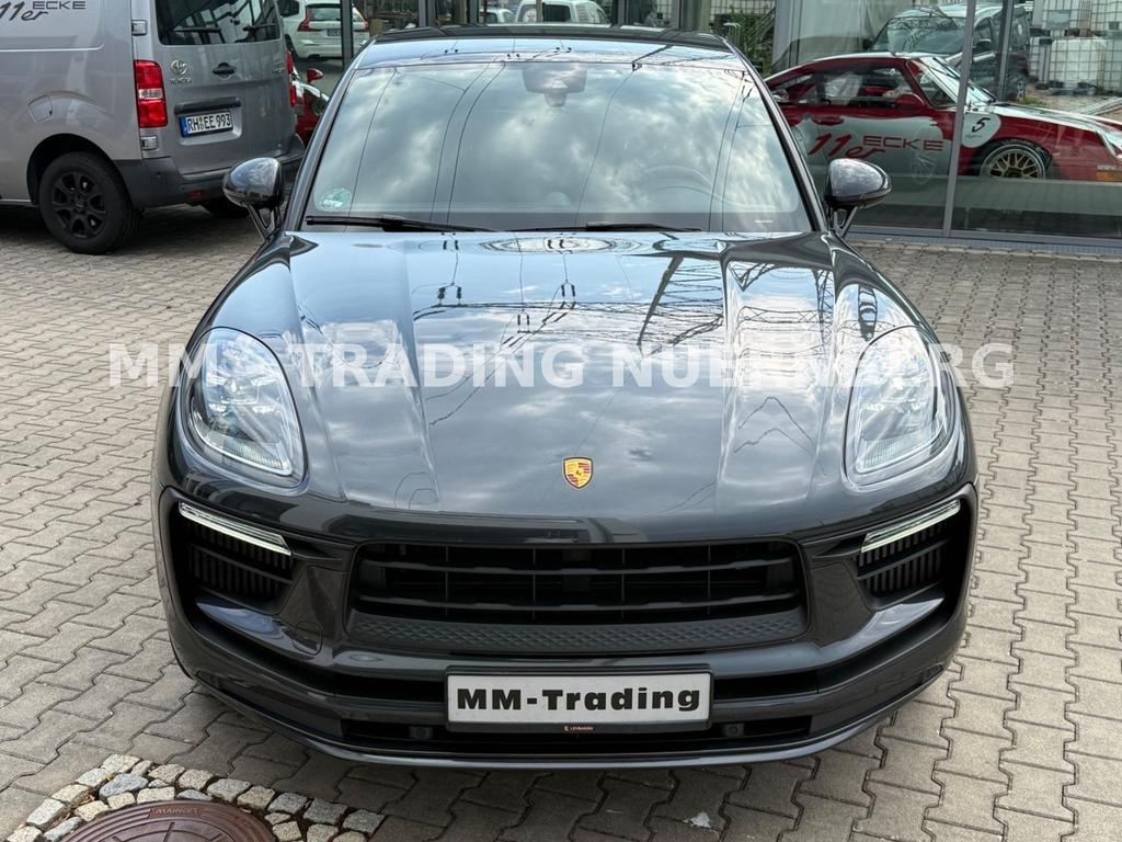 Porsche Macan 2022