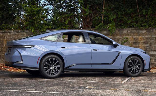 Lexus ES 2026