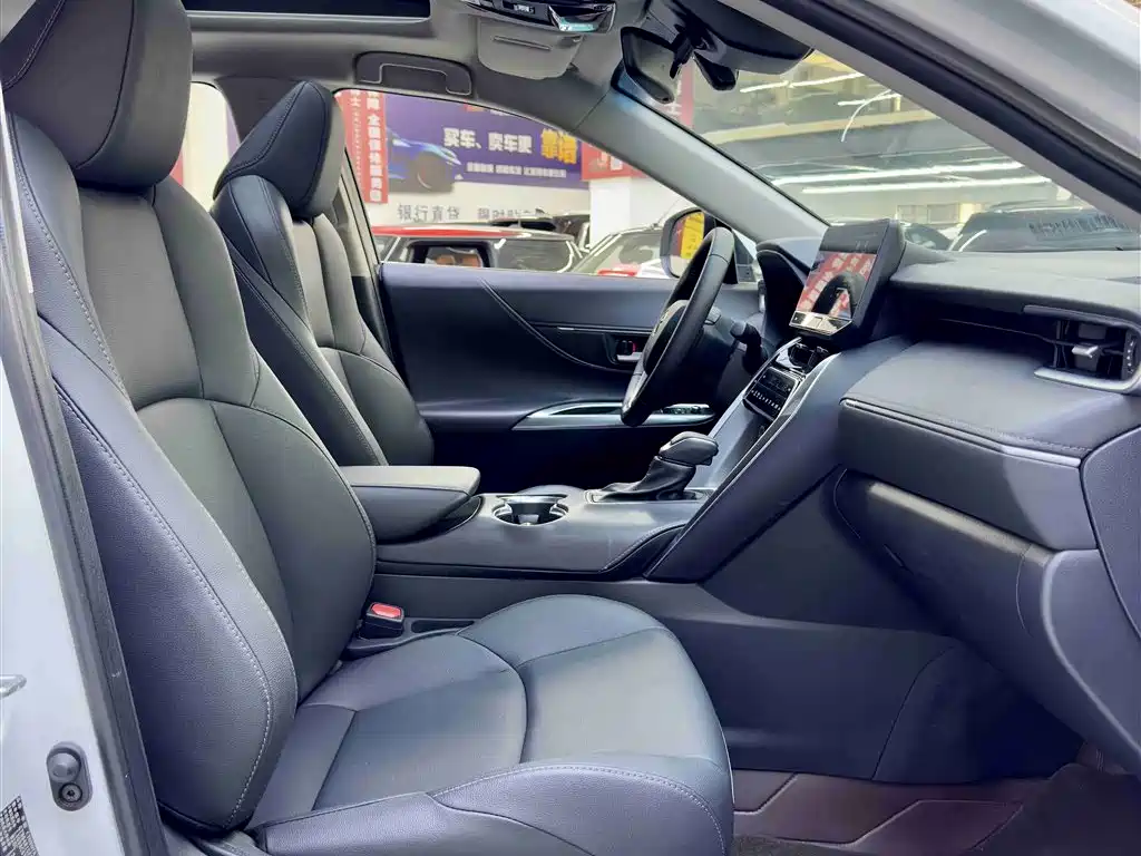 Toyota Venza 2023
