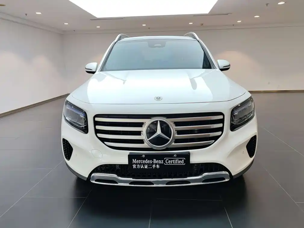 Mercedes-Benz GLB 2024