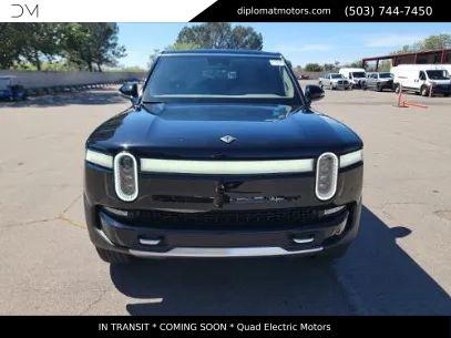 Rivian R1S 2023