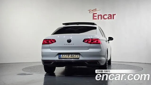 Volkswagen Passat 2022