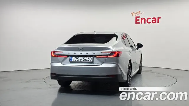Toyota Camry 2024