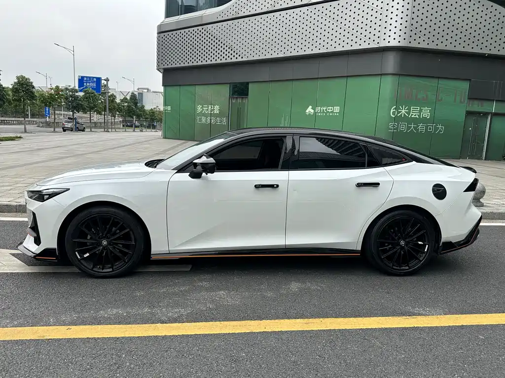 Changan UNI-V 2022
