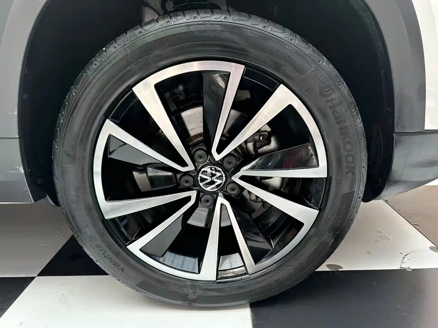 Volkswagen Tharu 2022