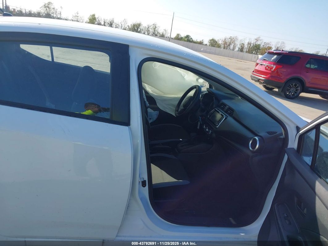 Nissan Versa 2025