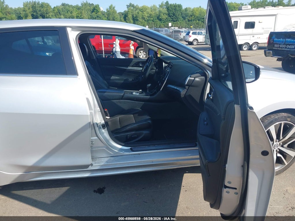 Nissan Maxima 2021