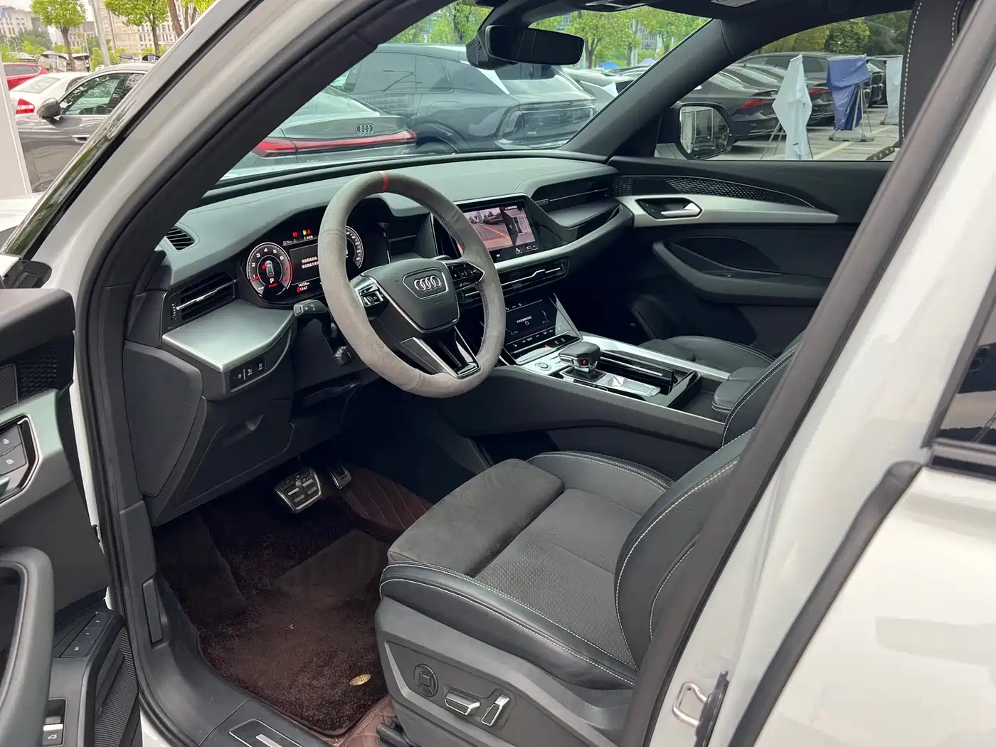 Audi Q6 2025