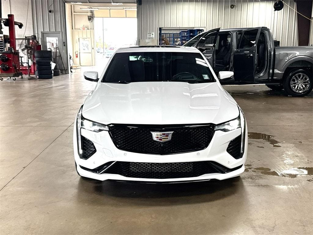 Cadillac CT4 2021