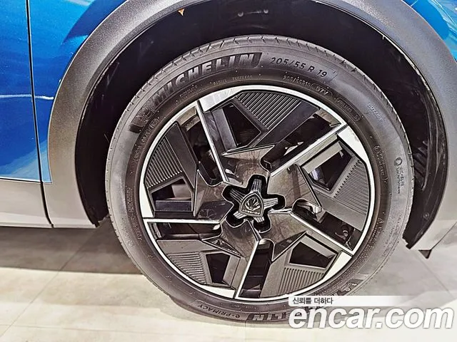 Peugeot 408 2023