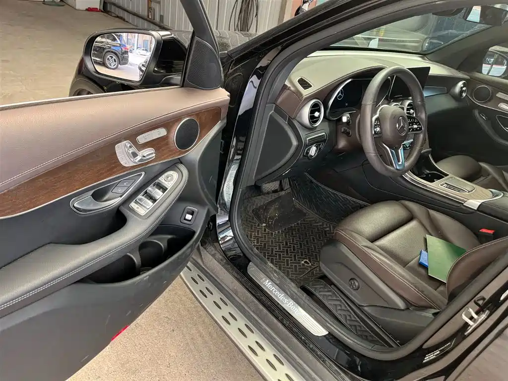 Mercedes-Benz GLC 2022