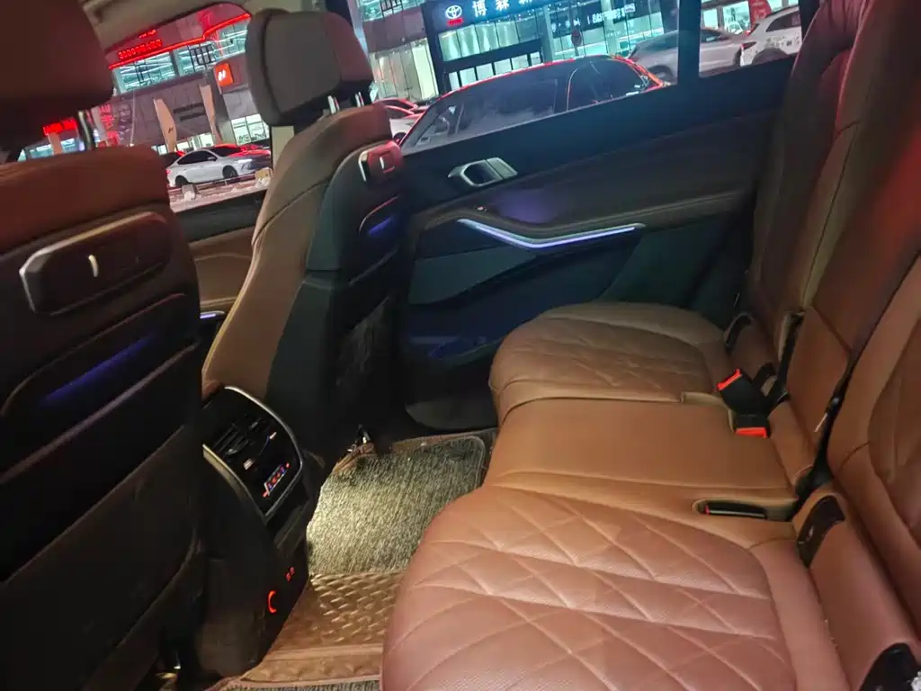 BMW X7 2024