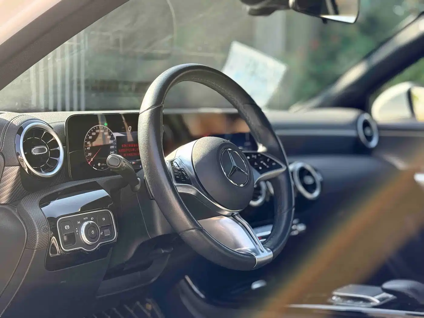 Mercedes-Benz A-Класс 2023