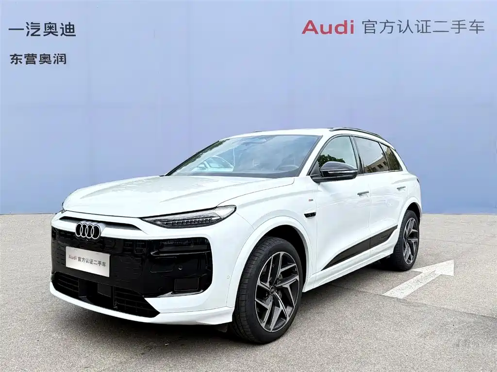 Audi e-tron 2025