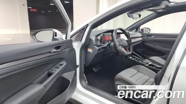 Volkswagen Golf 2024