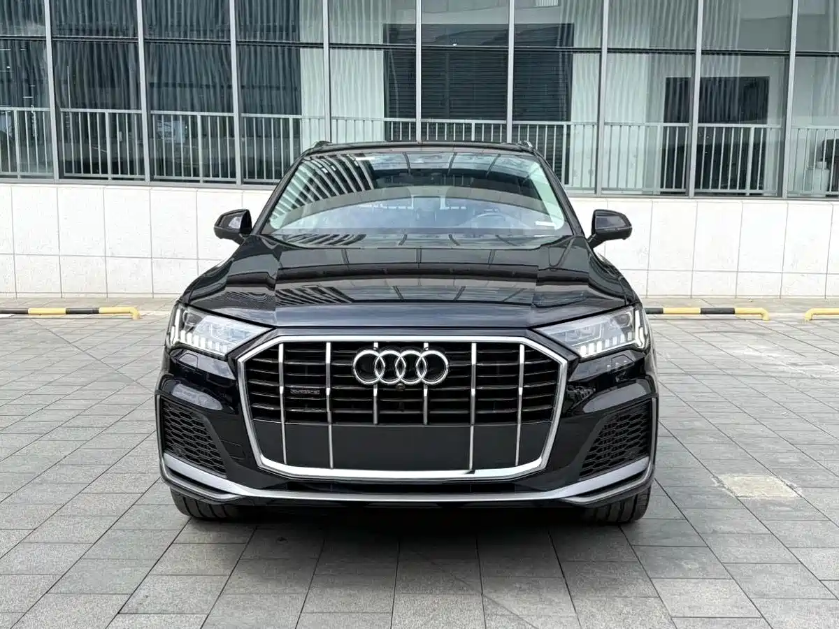 Audi Q7 2021