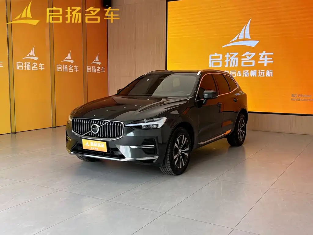 Volvo XC60 2022
