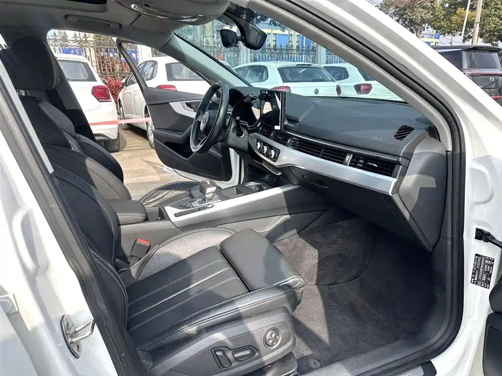 Audi A4 2022
